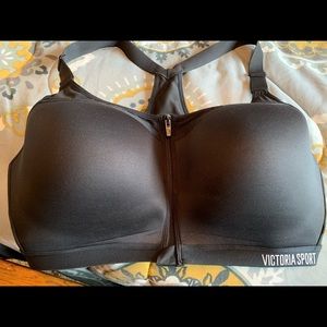 38DDD Victoria Sport Bra